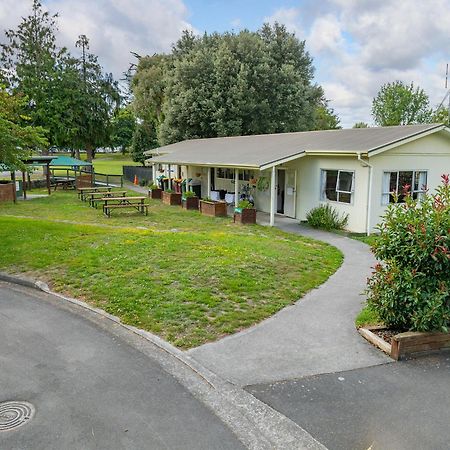 Mawley Holiday Park Masterton Exteriör bild
