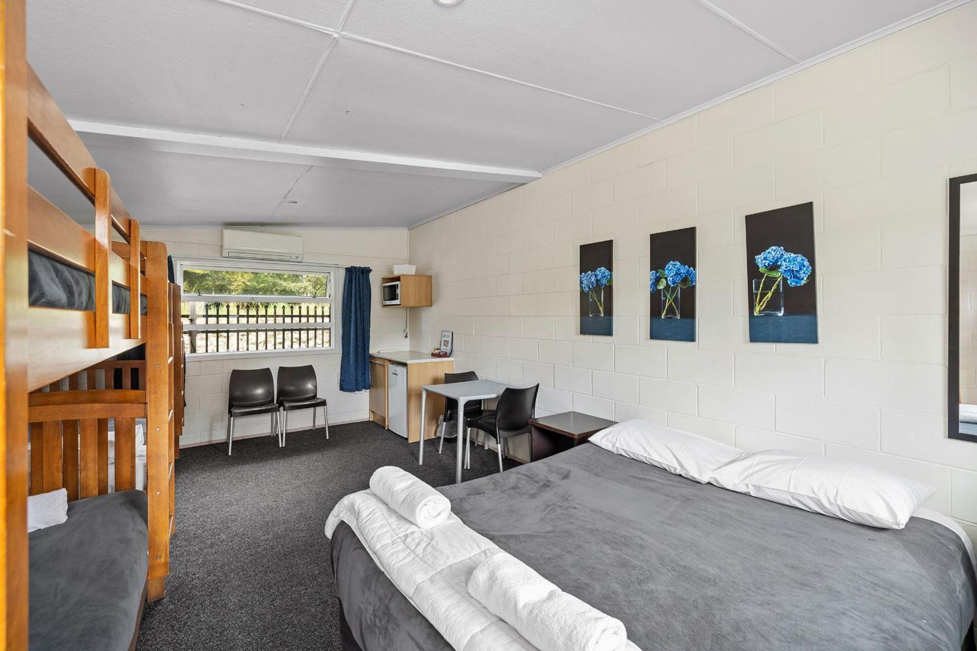 Mawley Holiday Park Masterton Exteriör bild